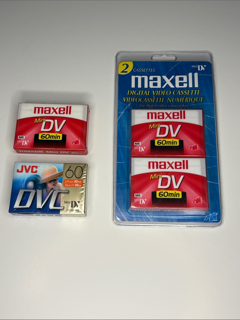Maxell Mini DV 60min Digital Video Cassette - Red/White